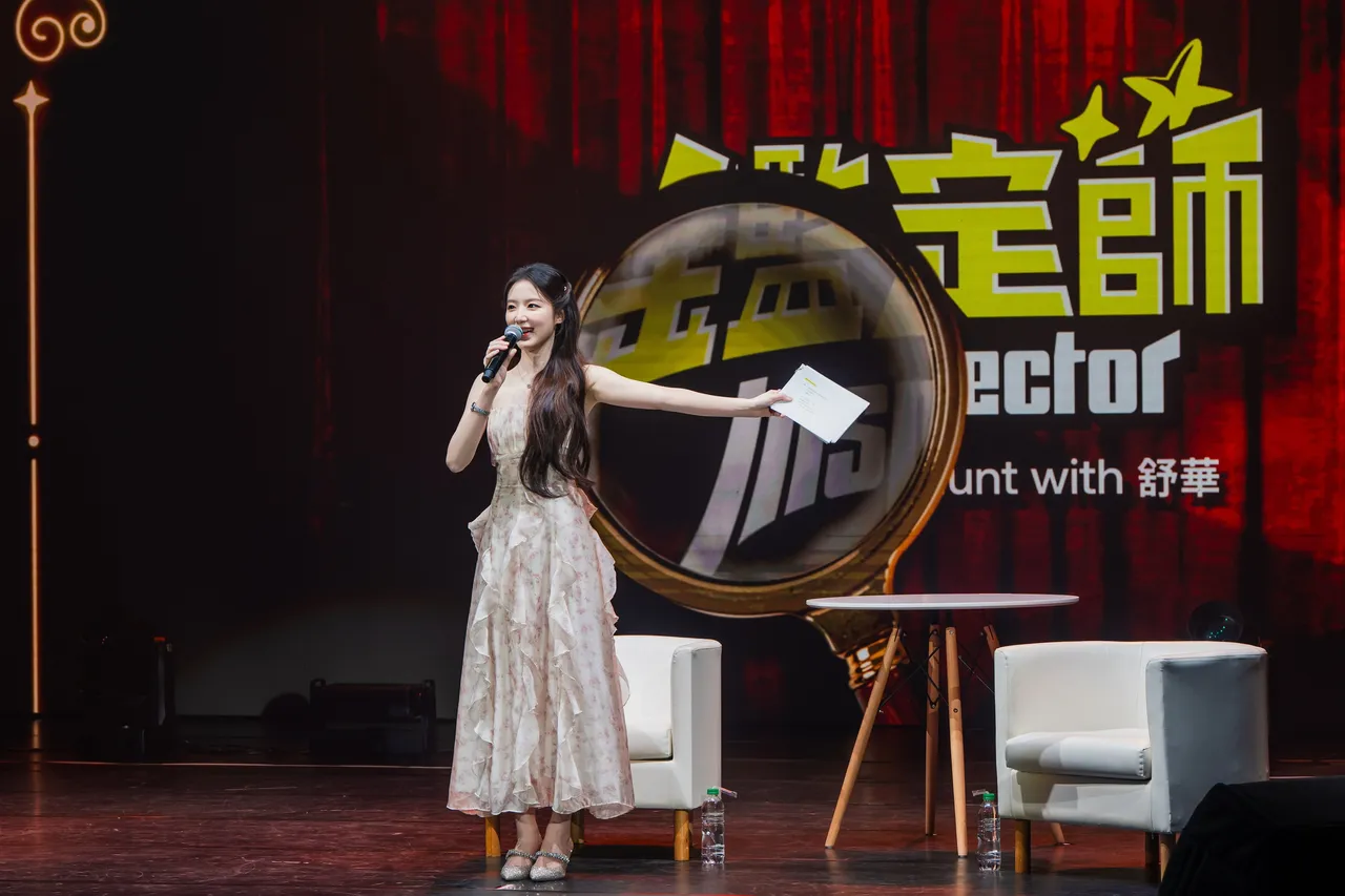 叶舒华主持功力蒸蒸日上。电通娱乐提供