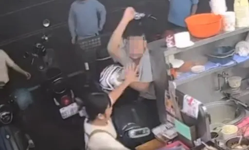 停車起爭執！屏東男子毆打鴨肉店女店員　警方出手了