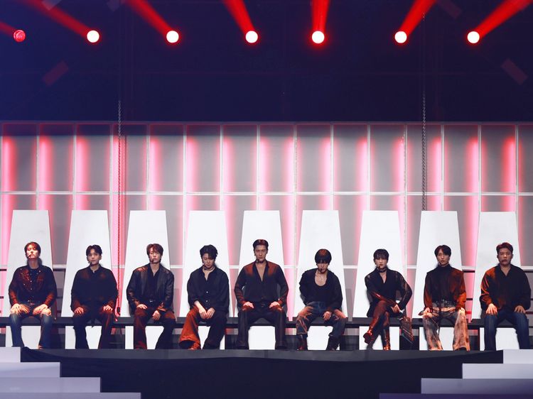 SJ大巨蛋Day2超暖繁體字逆應援!東海感動哭了唱不下去