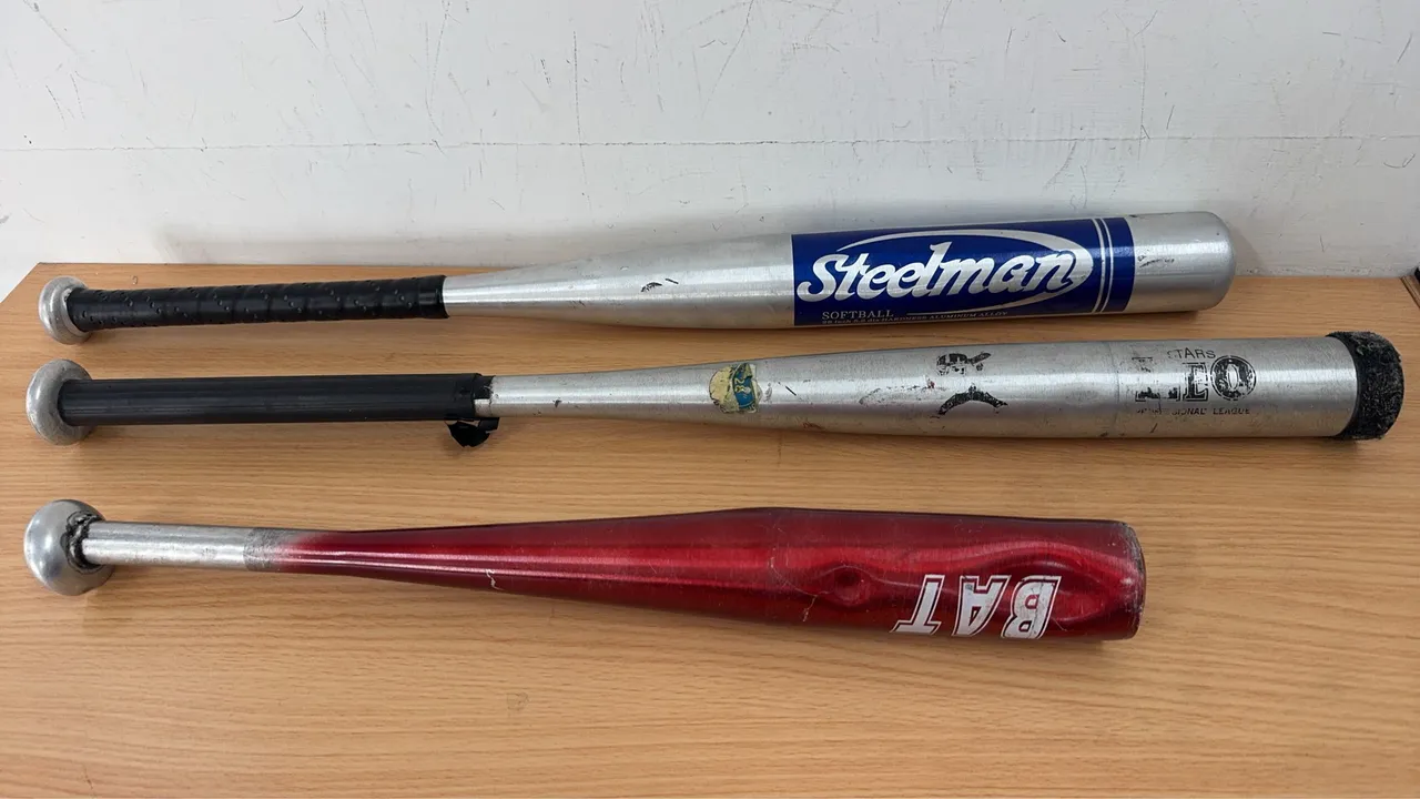 行凶用的棍棒。民众提供