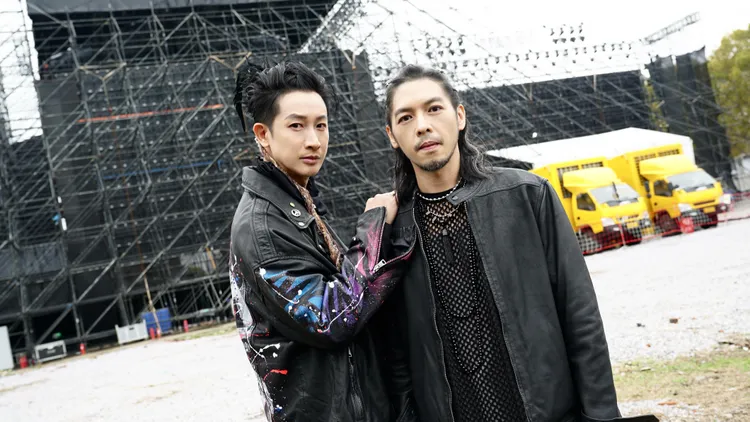 浪花兄弟时隔15年再登台，近日在武汉春浪音乐节演出。杰威尔提供