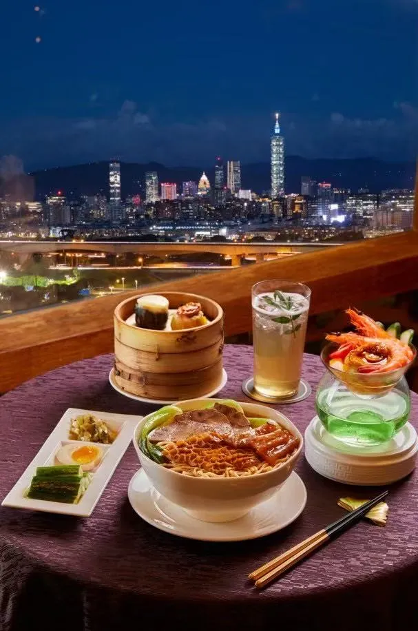 專案可享總價值2萬1922元的服務，包含宵夜套餐等。圓山大飯店提供