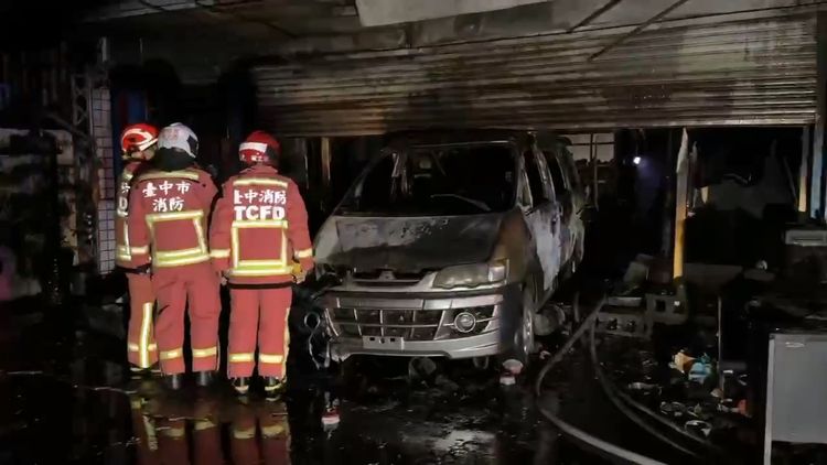 台中縱火1死1傷｜倒車撞門堵住逃生口　前房客被控性騷釀殺機