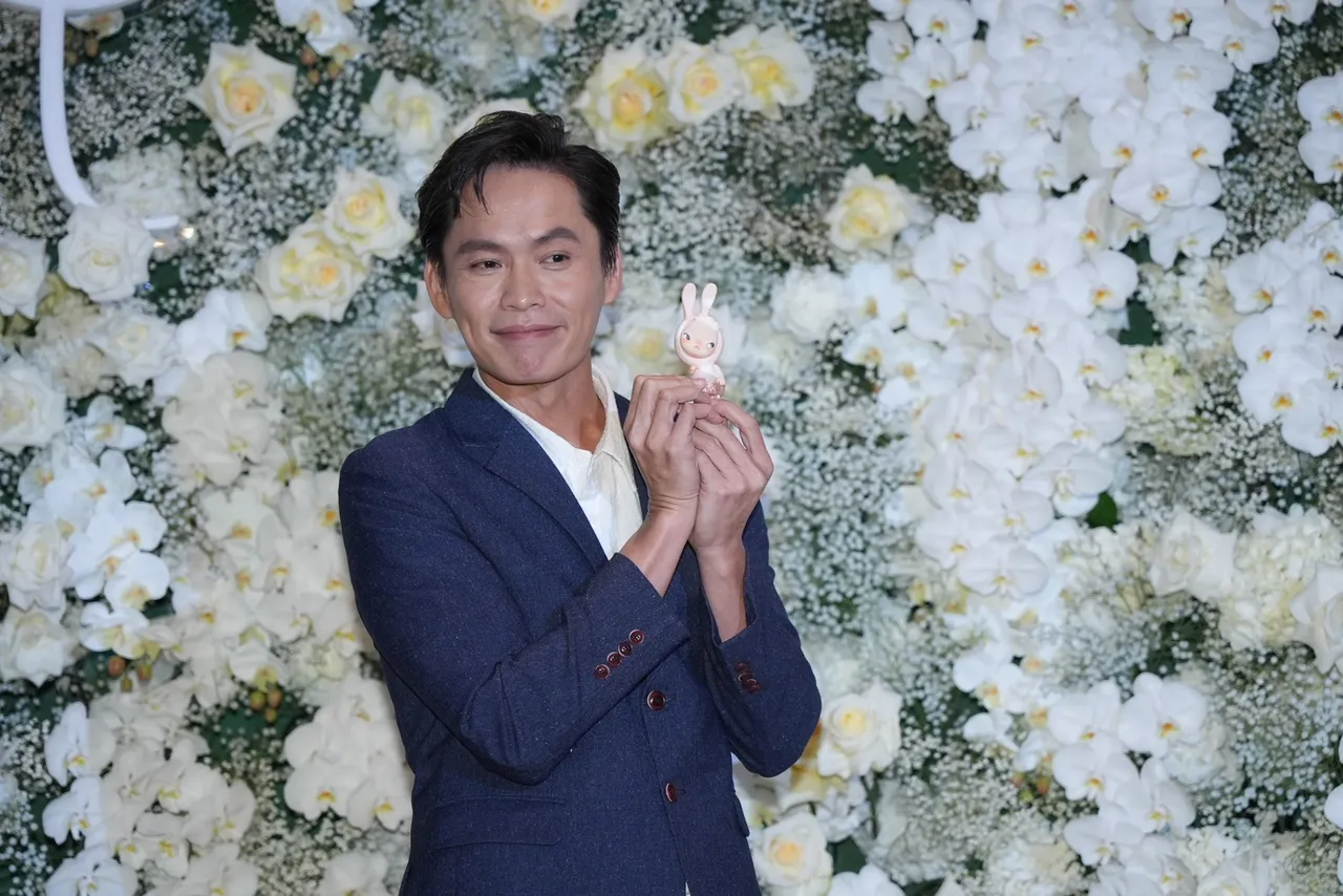 黄镫辉包5位数。彭欣伟摄