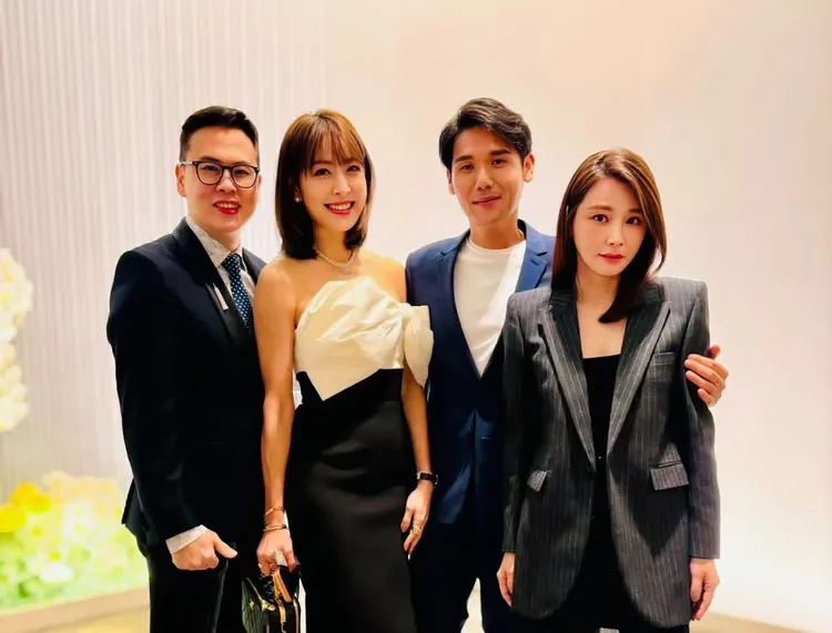 陳怡蓉和老公薛博仁也開心和賈永婕夫婦合影。翻攝自陳怡蓉IG