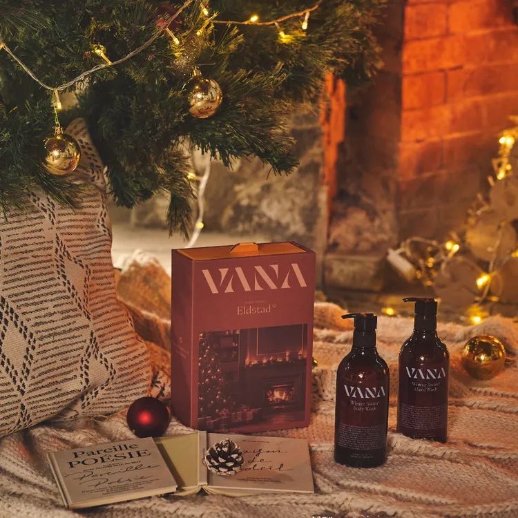 VANA植萃淨化洗沐二入禮盒（冬泳之甦洗手露+沐浴露），1090元。品牌提供