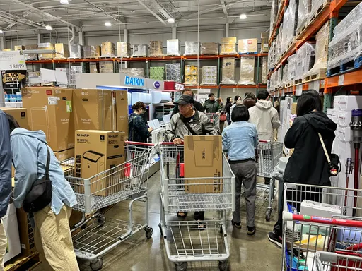 好市多黑五首日爆人潮！超過500品項優惠　85吋電視下殺2.7萬元