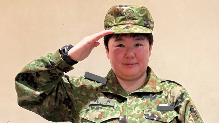 搞笑藝人安子曾是陸上自衛隊隊員。翻攝yasuko_sma X