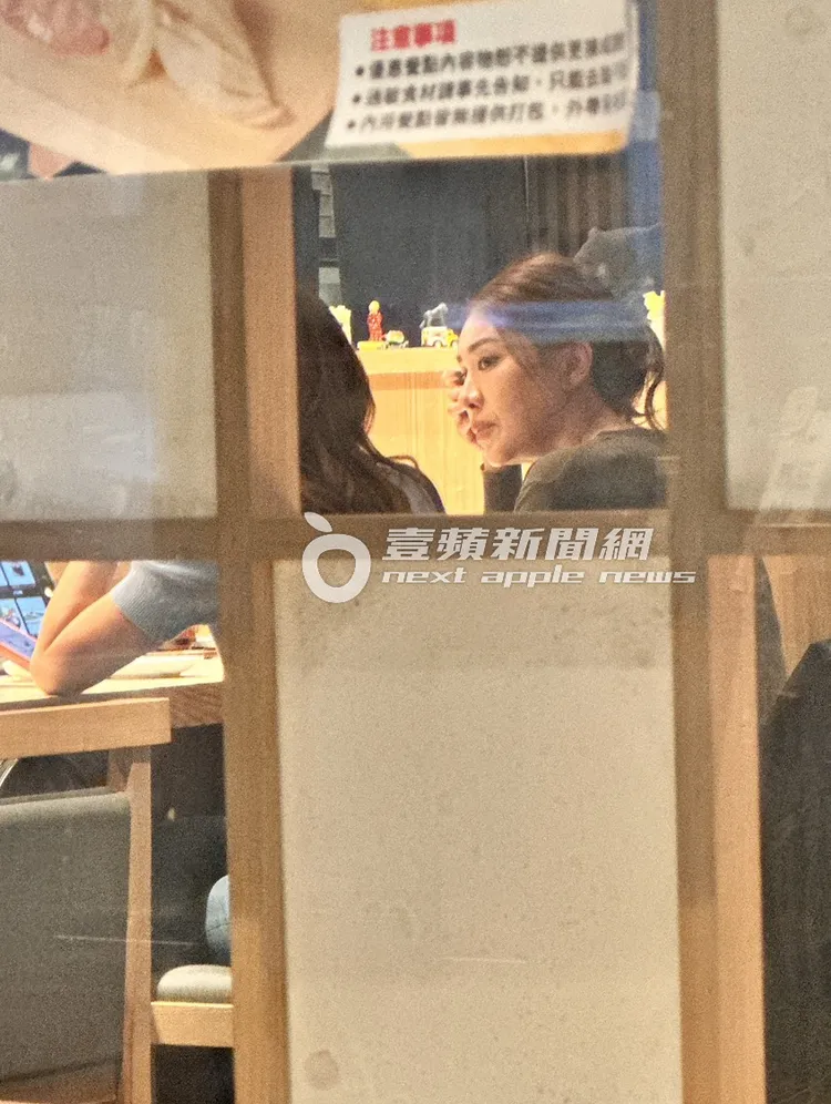 小禎到「美登利壽司」祭五臟廟。特勤中心攝