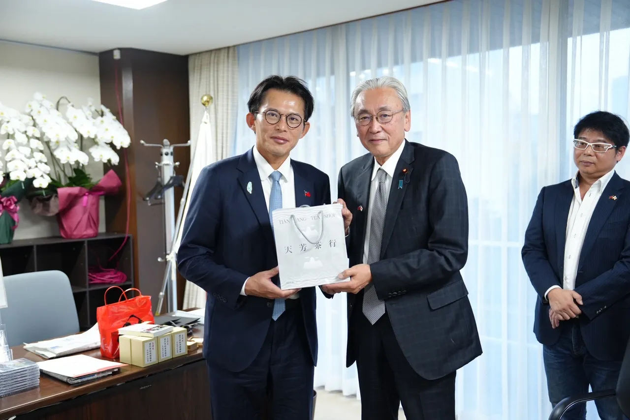 黄国昌访日见不到亲台派大咖？许甫：「涉外人士」言论失格！冒犯日本