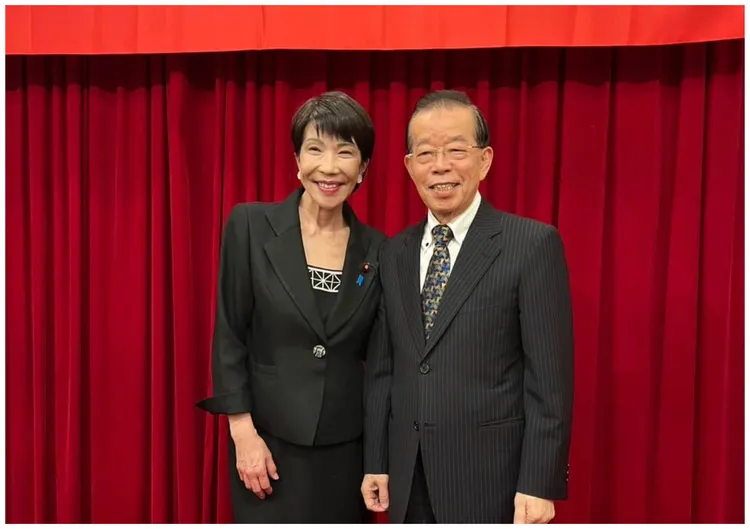 谢长廷（右）曾分享与高市早苗的合照。翻摄谢长廷FB