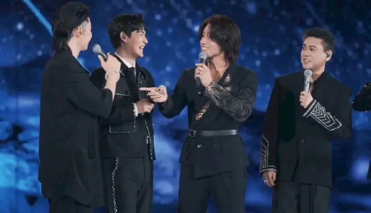 F4巡演破局，朱孝天（右）传被踢出局。相信音乐提供