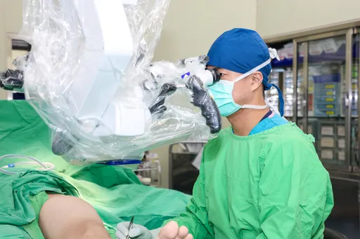 9旬嬷淋巴水肿痛苦多年　超显微淋巴管静脉吻合手术解困扰