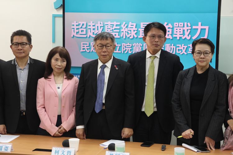 柯文哲準備回歸政壇？黃國昌曝：「這時間」會比較多公開活動