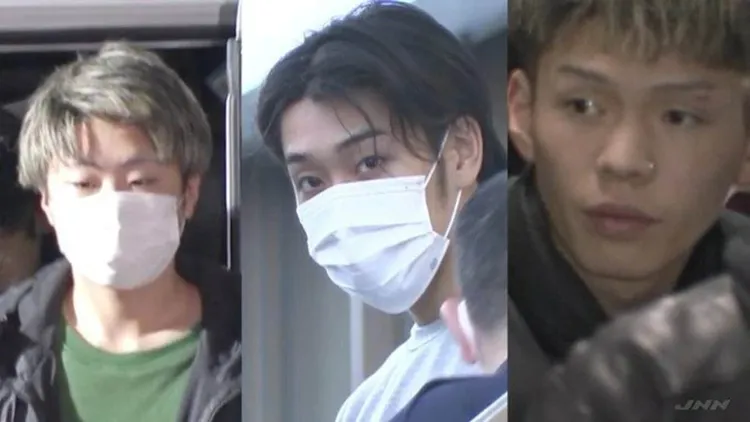 被捕5嫌當中3人，中間為宮下佳樹。翻攝自TBS