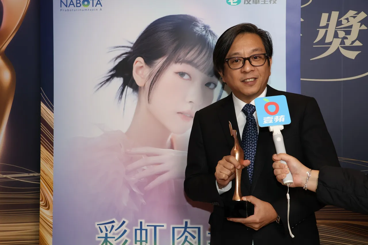 蔡孟哲總經理得獎感謝全體同仁的努力。特勤中心攝