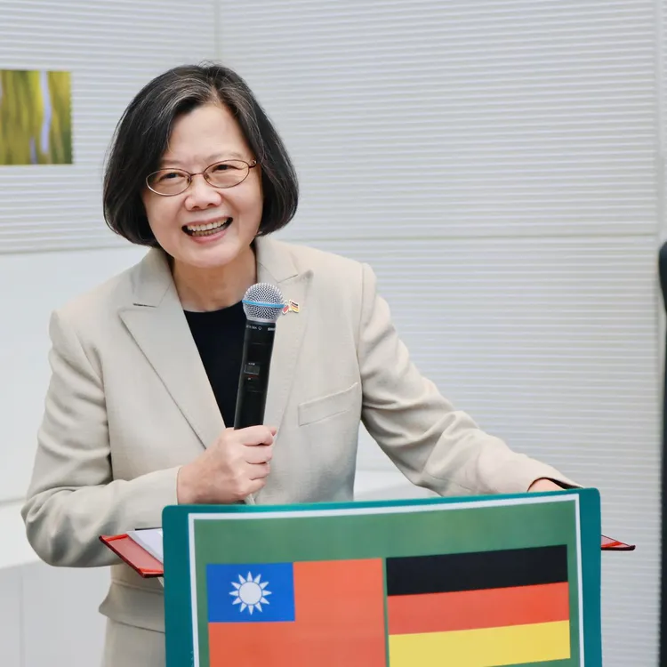 蔡英文表示，台德合作應該是共同前進的方向，希望未來可以繼續展開更多合作計畫。取自蔡英文臉書