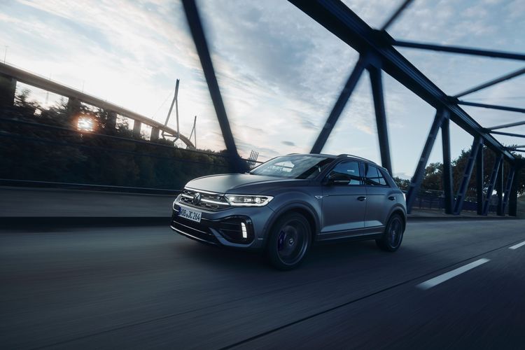 Volkswagen T-Roc R極緻版霧影消光灰正式登場