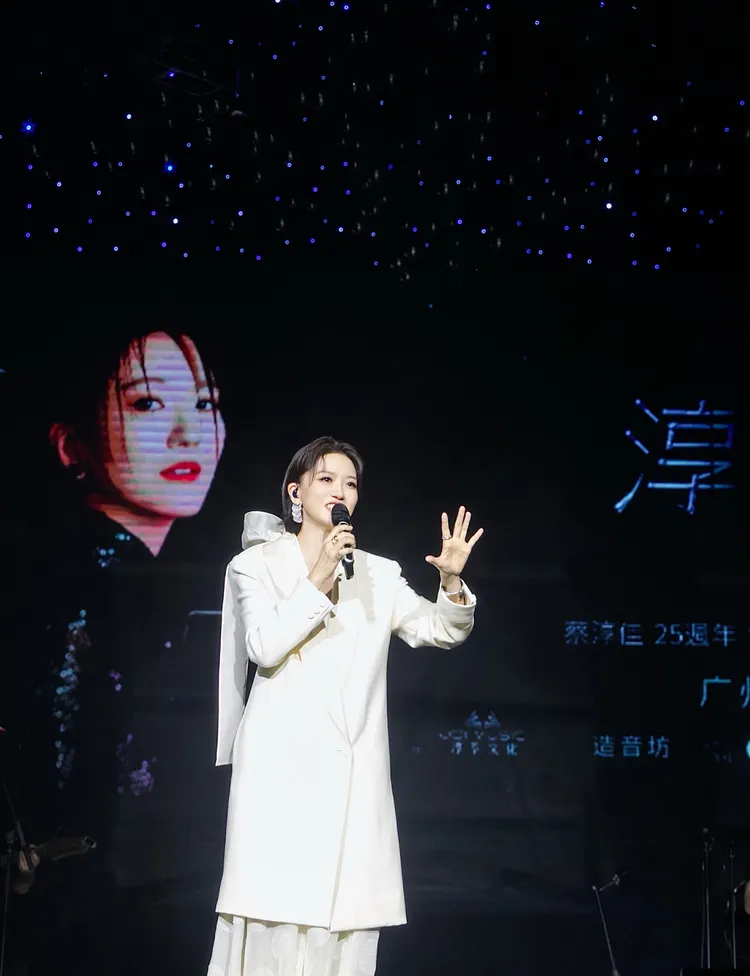 蔡淳佳時隔多年再開唱，掀起滿滿回憶殺。Joi Music / 淳萃文化提供