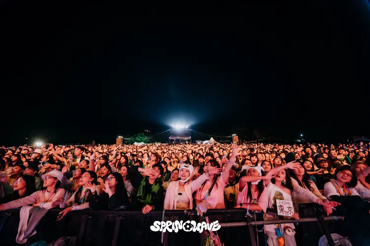 春浪20周年 首日人數累積破萬。友善的狗提供