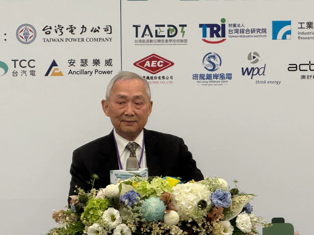 美国柏克莱大学荣誉教授吴复立。吕承哲摄