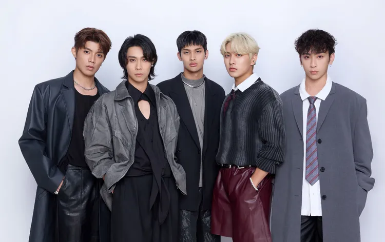 人气男团FEniX屏东跨年演唱会压轴登场。县府提供