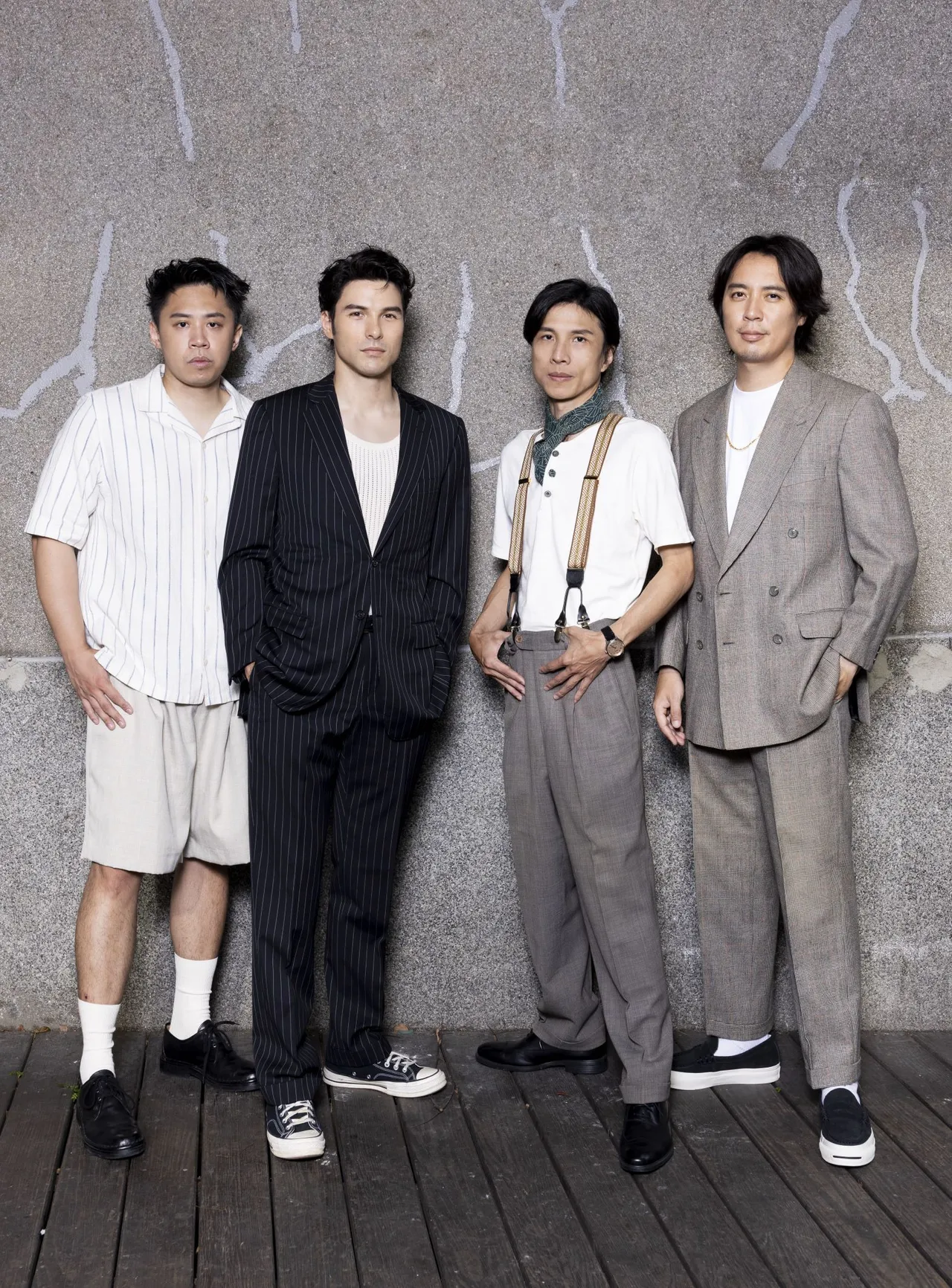 凤小岳将携手乐团「压克力柿子」现身舞台。县府提供