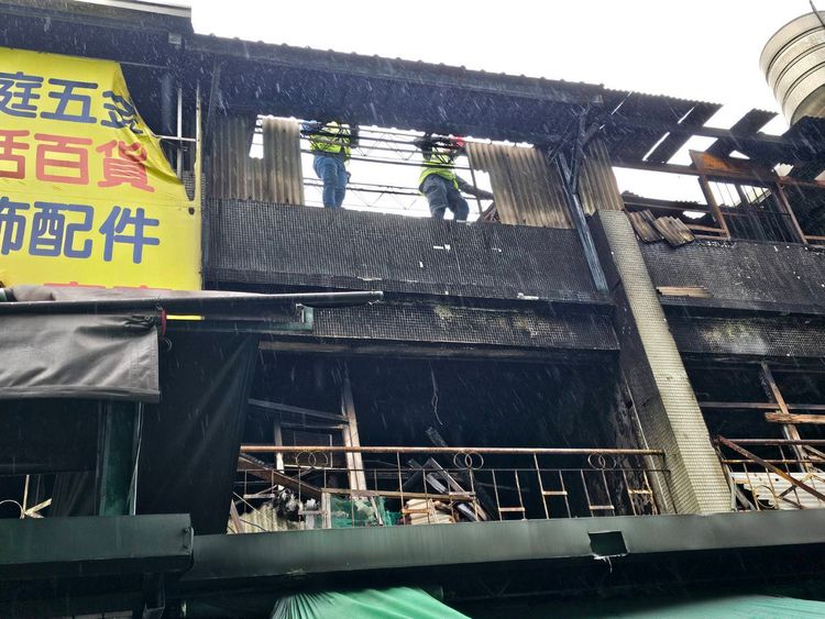 南門市場火災後啟動後續拆除作業　市府團隊協力確保颱風前公共安全