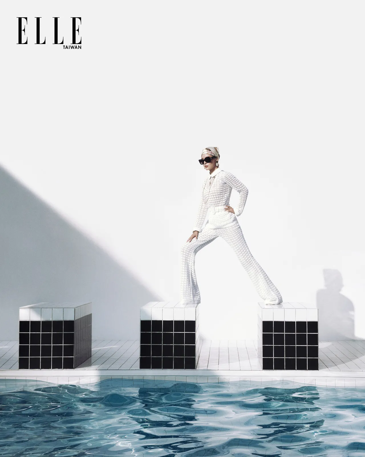 辛芷蕾拍摄《ELLE》封面。《ELLE》国际中文版提供