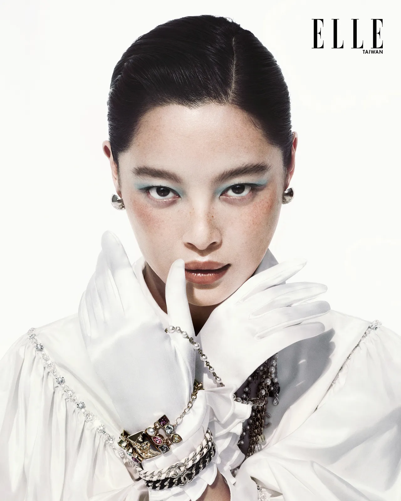 辛芷蕾拍摄《ELLE》封面。《ELLE》国际中文版提供