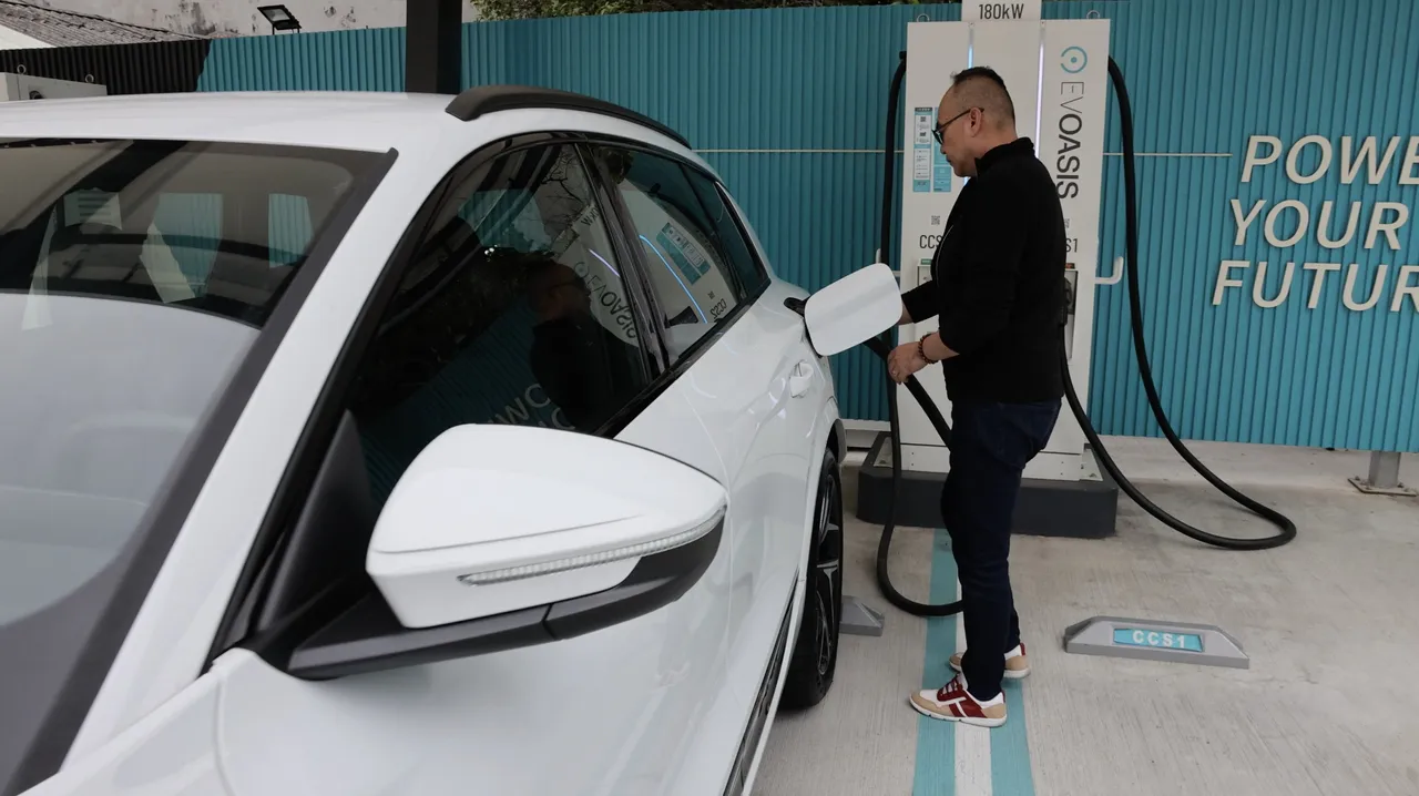 EVOASIS副董事长郑旭捷表示，若公共充电复盖密度足够、设备可靠度提升，才有机会推动电动车变成市场主流选项之一。EVOASIS提供