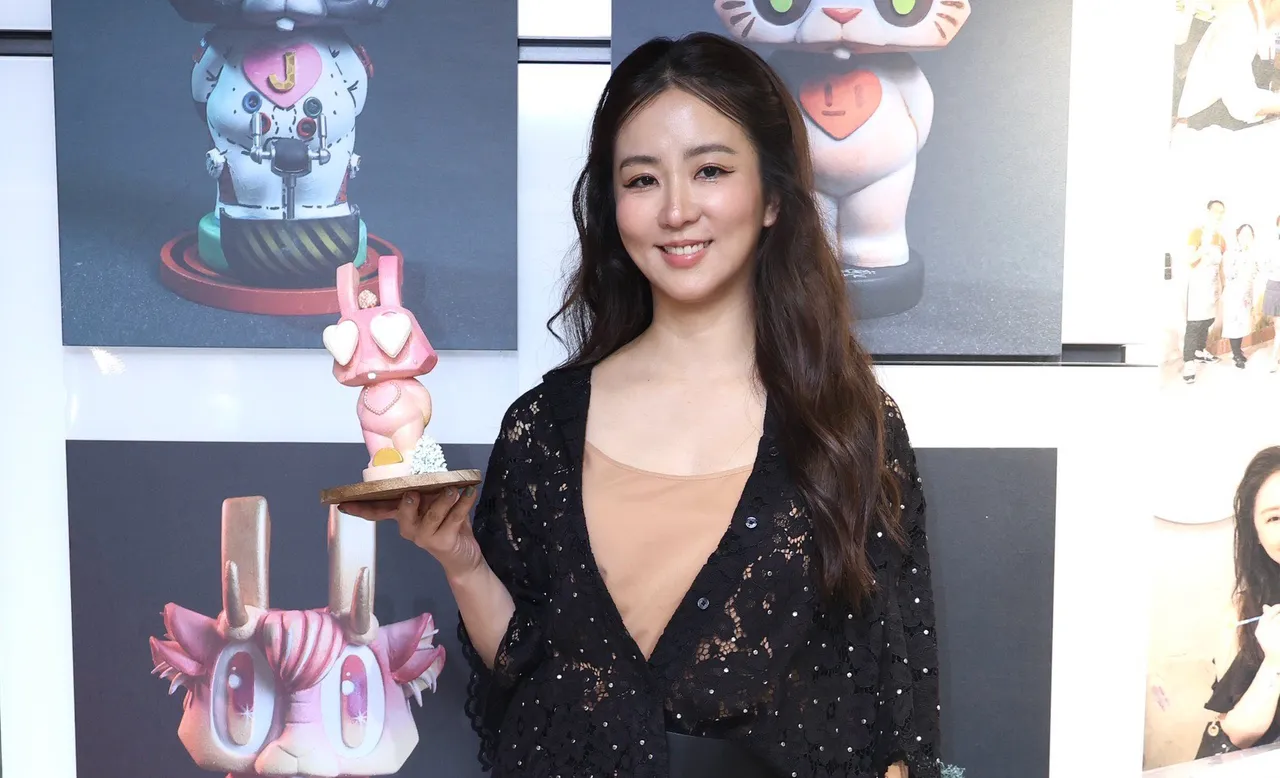 「粿王」靠朋友群掩护婚外情　周晓涵有切身之痛：很崩溃