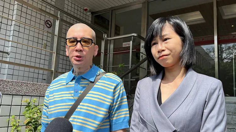 作家H遭前女友陳珮甄控告加重誹謗罪案，林沄蓁日前陪同赴北檢出庭。莊宗達攝