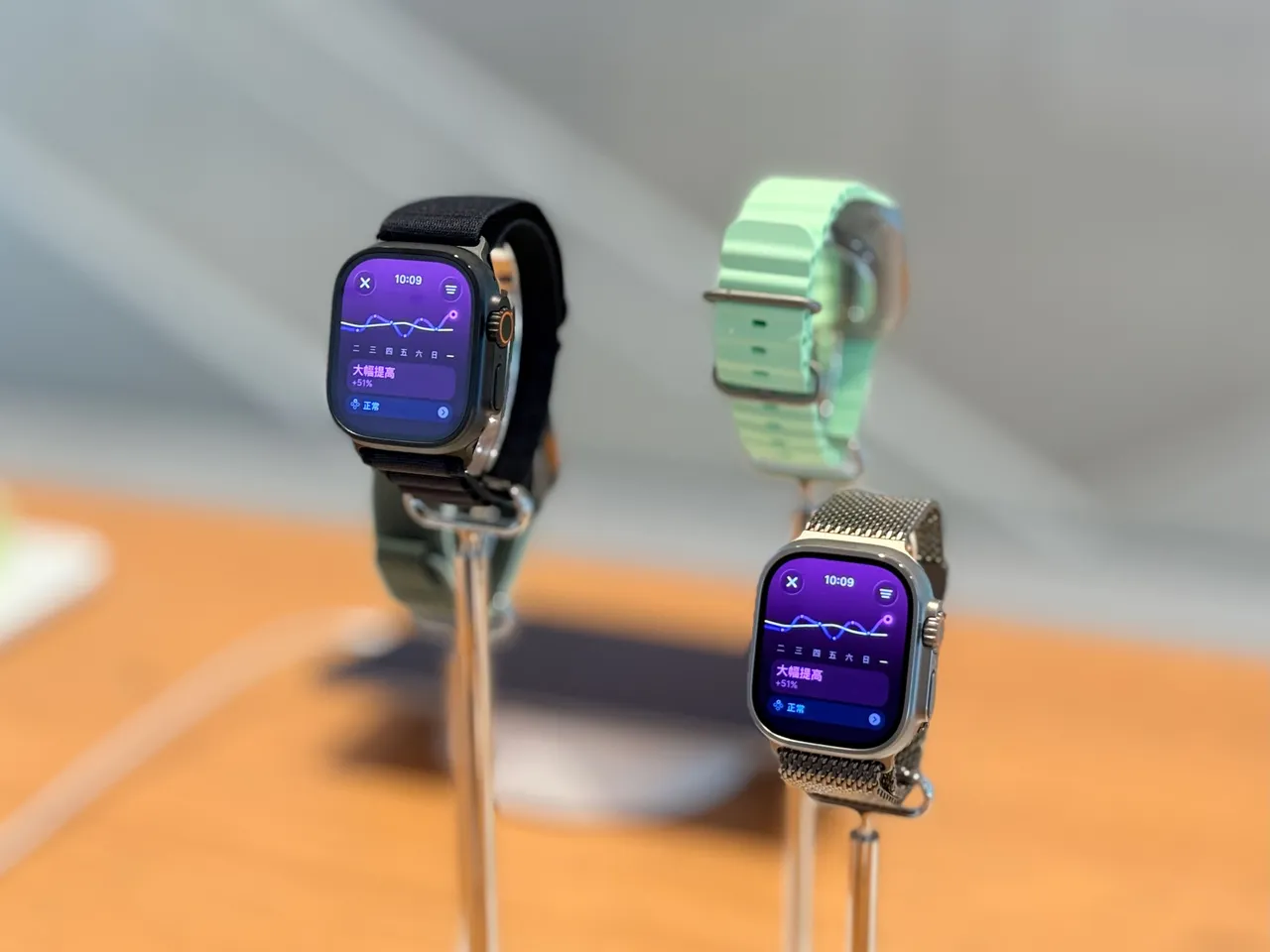 Apple Watch Ultra3全面导入再生钛粉末3D列印表壳，带来更轻量、更高材料效率的全新设计。赵筱文摄