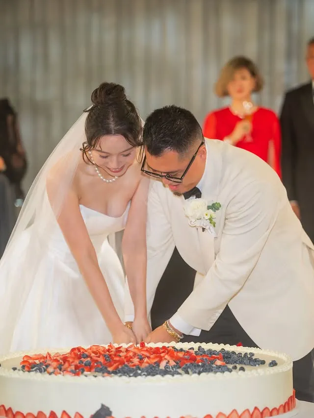 東裕集團第三代盛大舉行婚禮。翻攝劉嘉玲IG