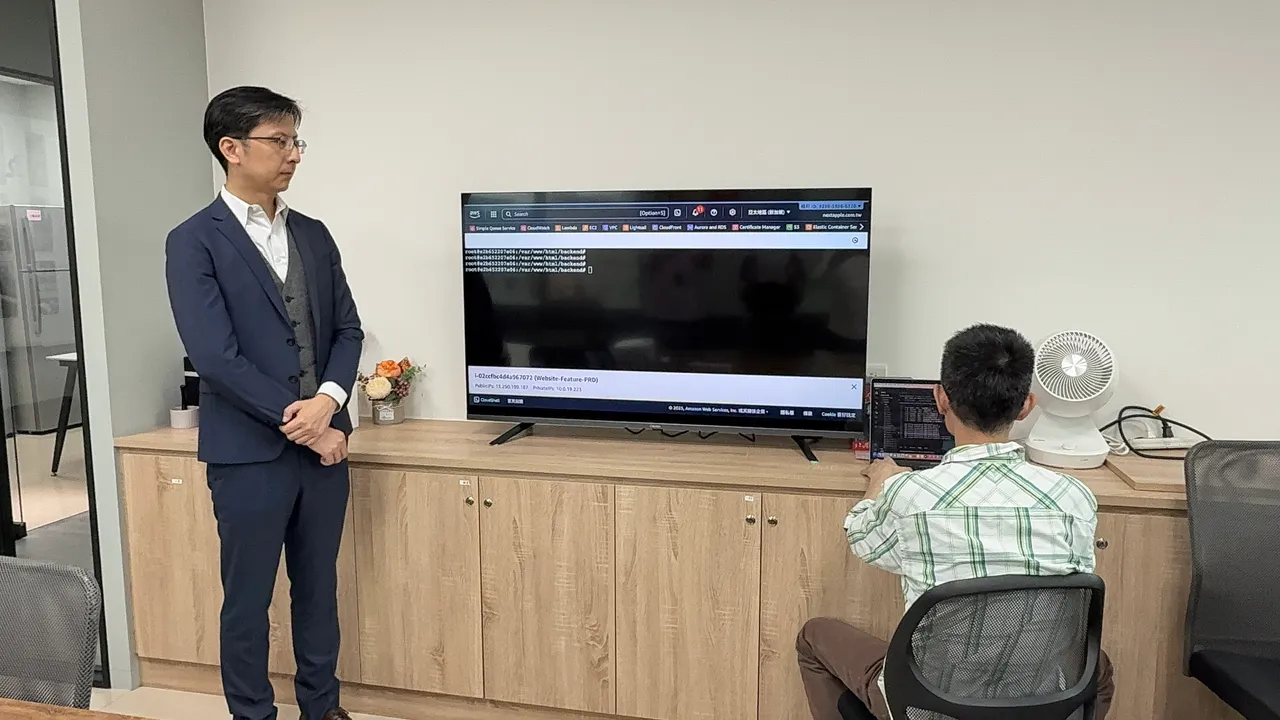 投票結果經弦律法律事務所鄭翔致律師全程見證。攝影中心攝