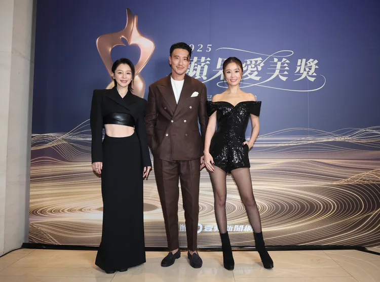 徐若瑄（左起）、王陽明、林心如盛裝出席「蘋果愛美獎」。攝影中心攝