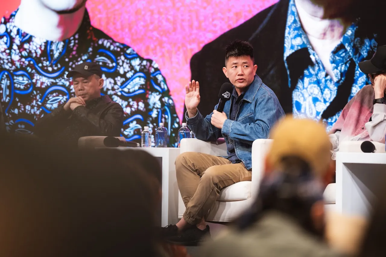 《人生海海》导演廖克发（右）。金马执委会提供