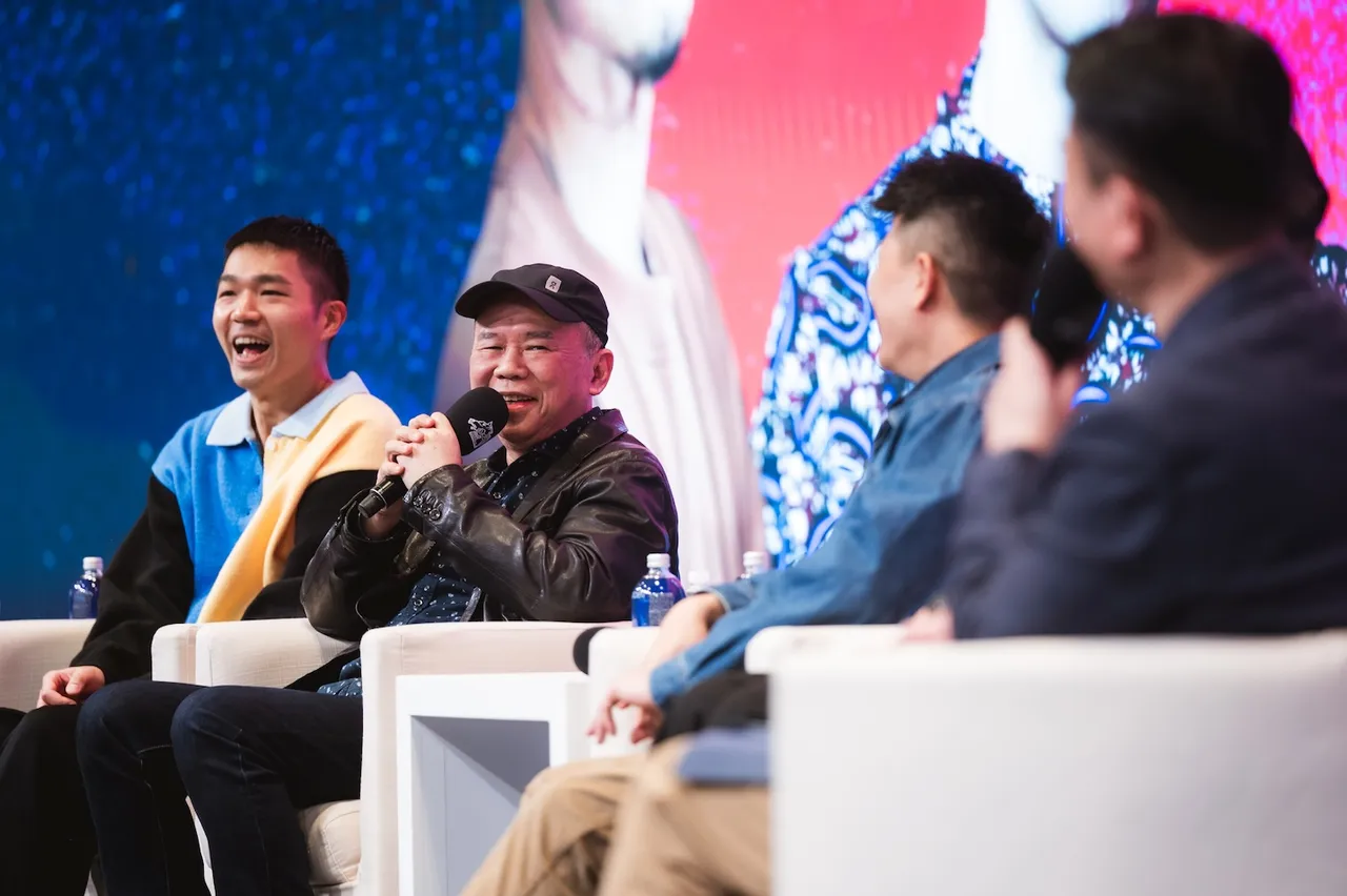 《大蒙》导演陈玉勋（左二）。金马执委会提供