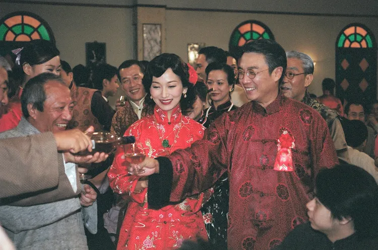 劉松仁和趙雅芝再搭檔，上演純情黃昏之戀。年代提供