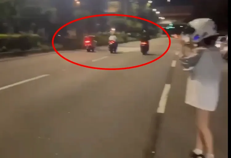 改装车行在LINE上相约直线飙车竞速，三重、五股环河道路与淡水重划区笔直马路变成了赛道。翻摄画面