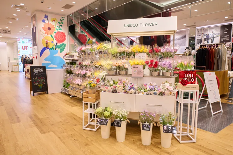 一樓設置UNIQLO FLOWER專區，帶來西門限定包裝。品牌提供
