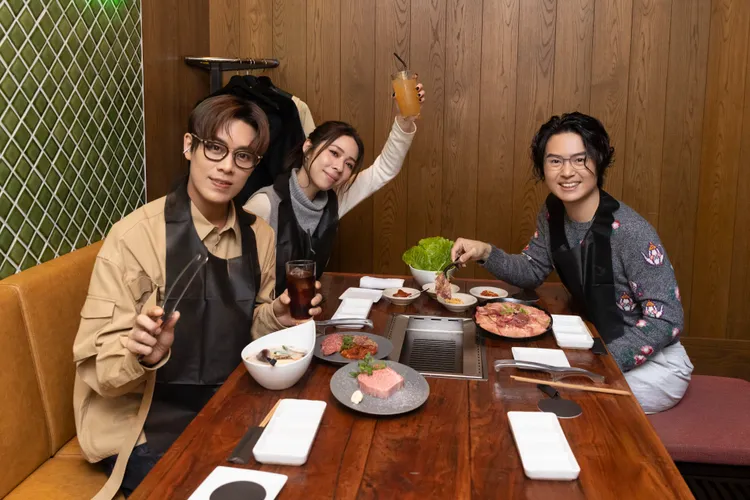 告五人收工吃燒肉補元氣。相信音樂提供