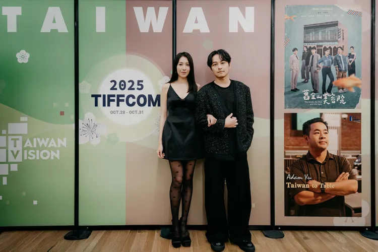 楊晴（左）、楊銘威現身東京宣傳新戲也大啖日本美食。TVBS提供