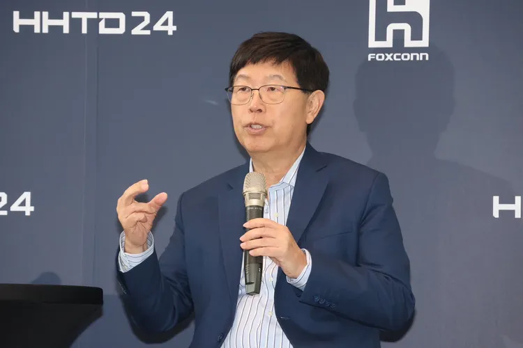 鴻海董事長劉揚偉表示，鴻海很高興與OpenAI合作。資照，莊宗達攝