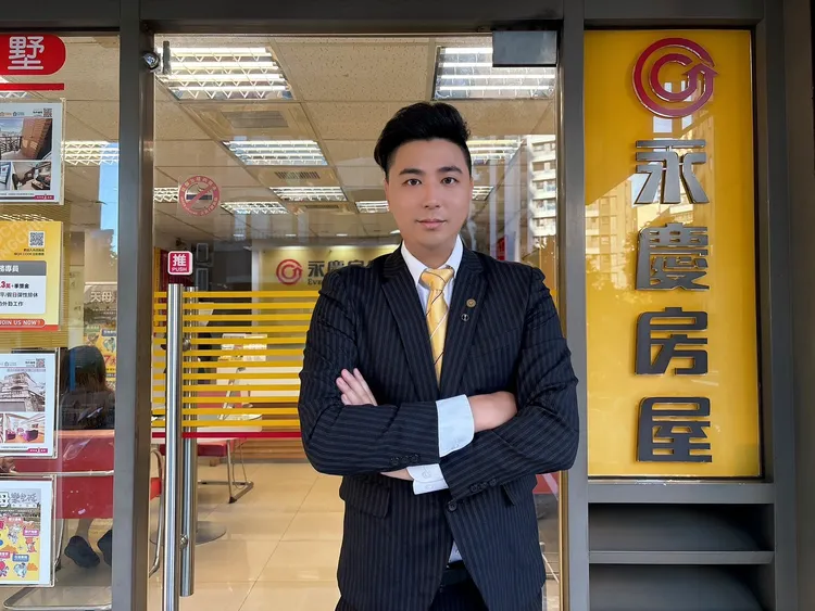 永慶房屋陳翊昇店長服誠實又貼心，讓客戶特地上Google寫五星好評肯定！永慶房產集團提供