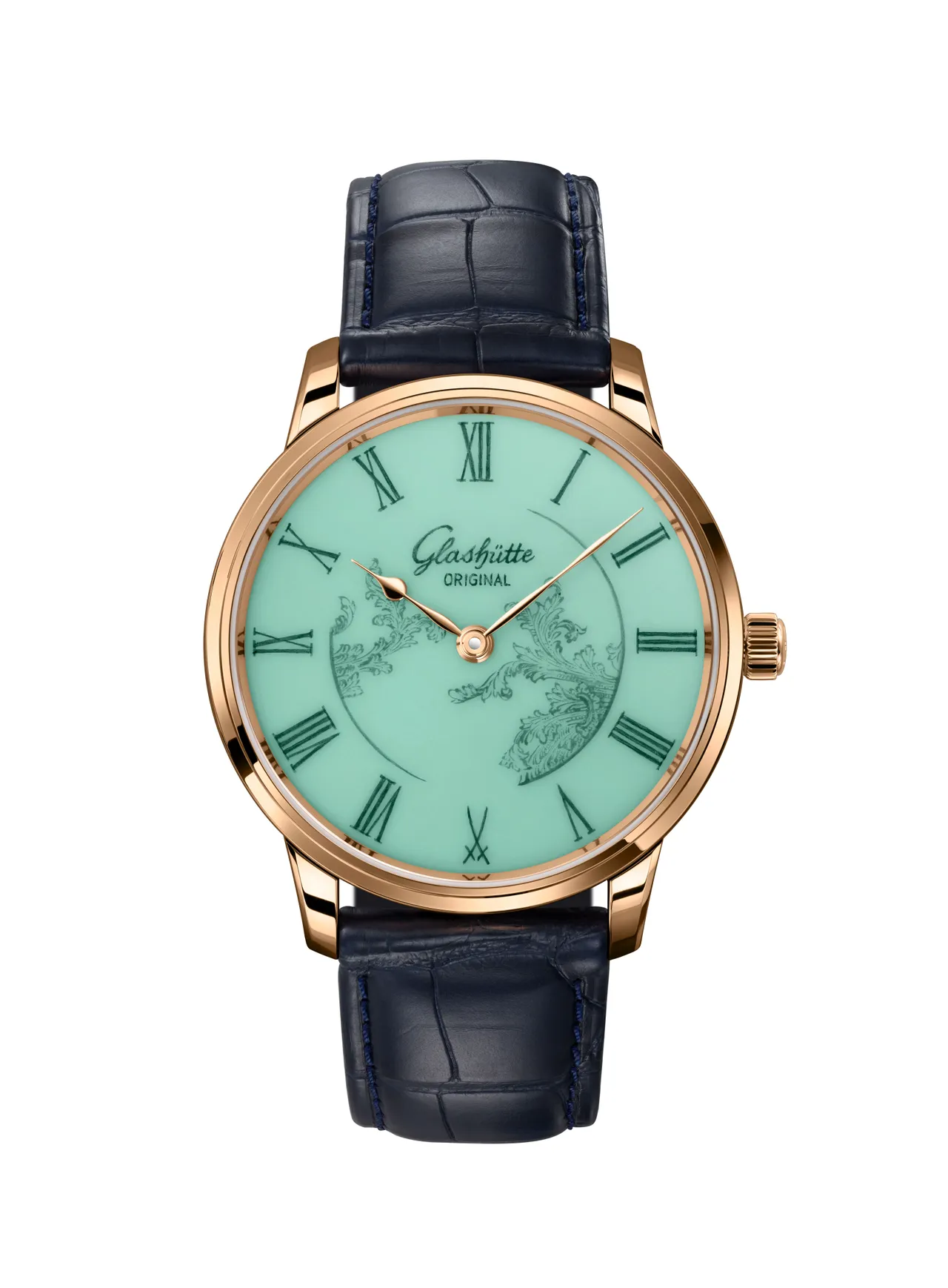 格拉苏蒂原创Senator Meissen 议员麦森腕表 (青瓷绿)，40mm，红金表壳，青瓷绿色麦森瓷表盘（手工绘制罗马数字和装饰），黑色路易斯安那鳄鱼皮表带，修饰精美的36-16型自动上链机芯，动力储存100小时，防水深度50米，限量150只，91万8000元。品牌提供