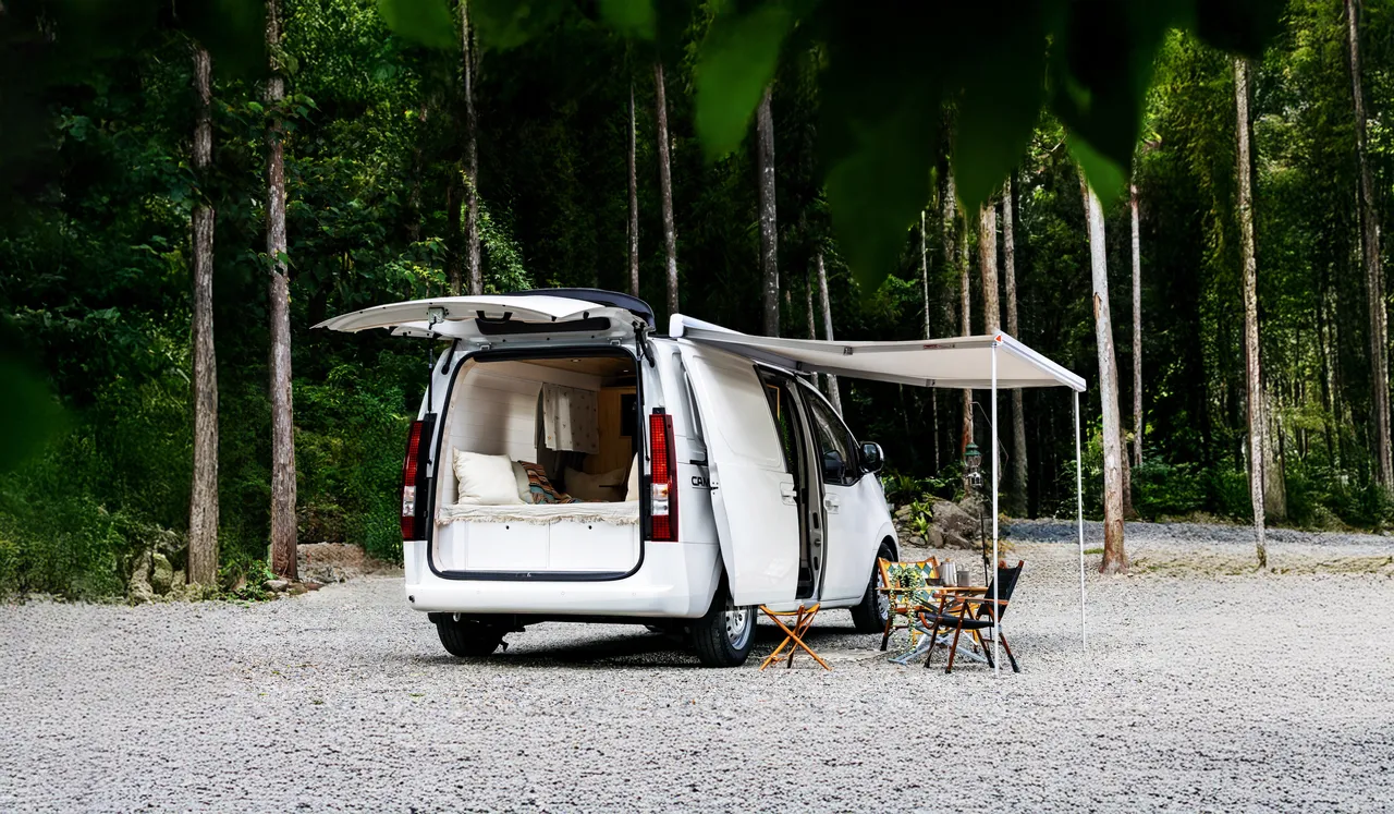 外觀設計延續HYUNDAI太空艙美學語彙，流線廂式造型兼顧視野與風阻表現。業者提供