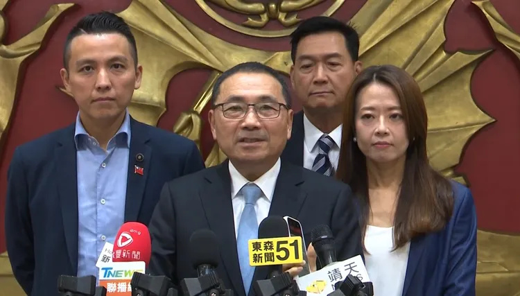 北北基桃明天是否上班上課，侯友宜表示，將會溝通後盡早公布。翻攝畫面