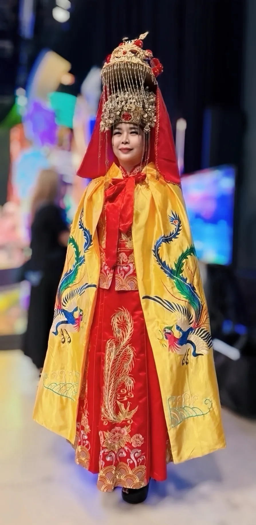 陈衣宸上节目扮妈祖。长兴影视提供